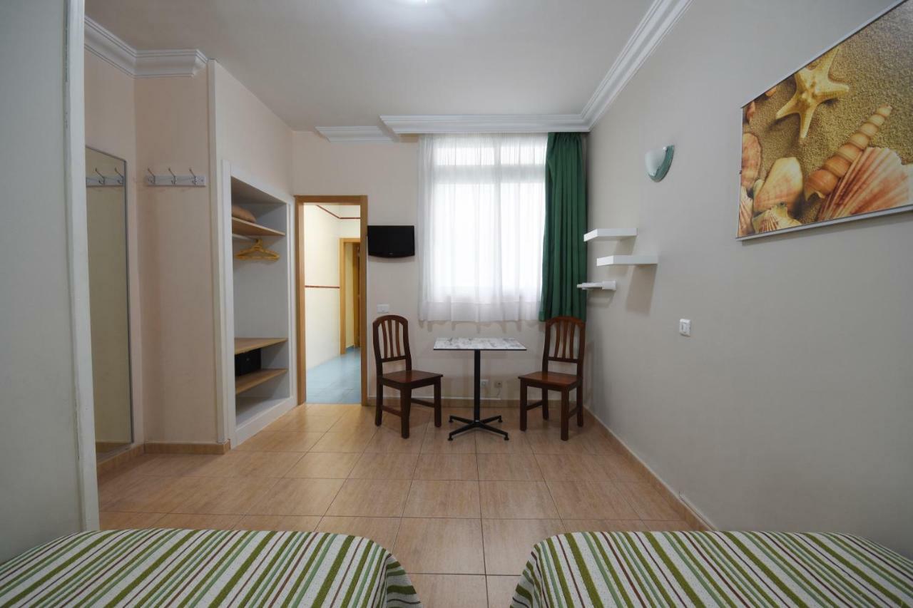 Apartamentos Tinoca Las Palmas de Gran Canaria Exterior photo